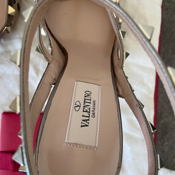 Valentino Calf Hair Leopard Print Rockstud Ankle Strap Pumps - Picture 5 of 9